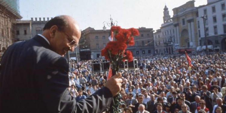 Michele Serra su Bettino Craxi ed i socialisti. Pentimento operoso e onesto