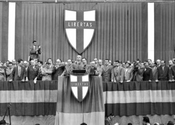 Il Centro alla ricerca dell’identità perduta. Gli ex DC si…annusano