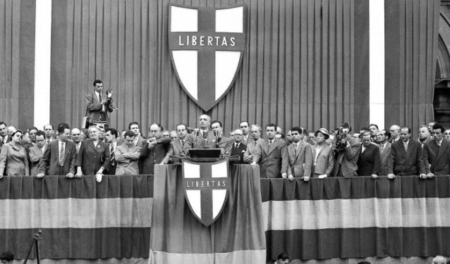 Il Centro alla ricerca dell’identità perduta. Gli ex DC si…annusano