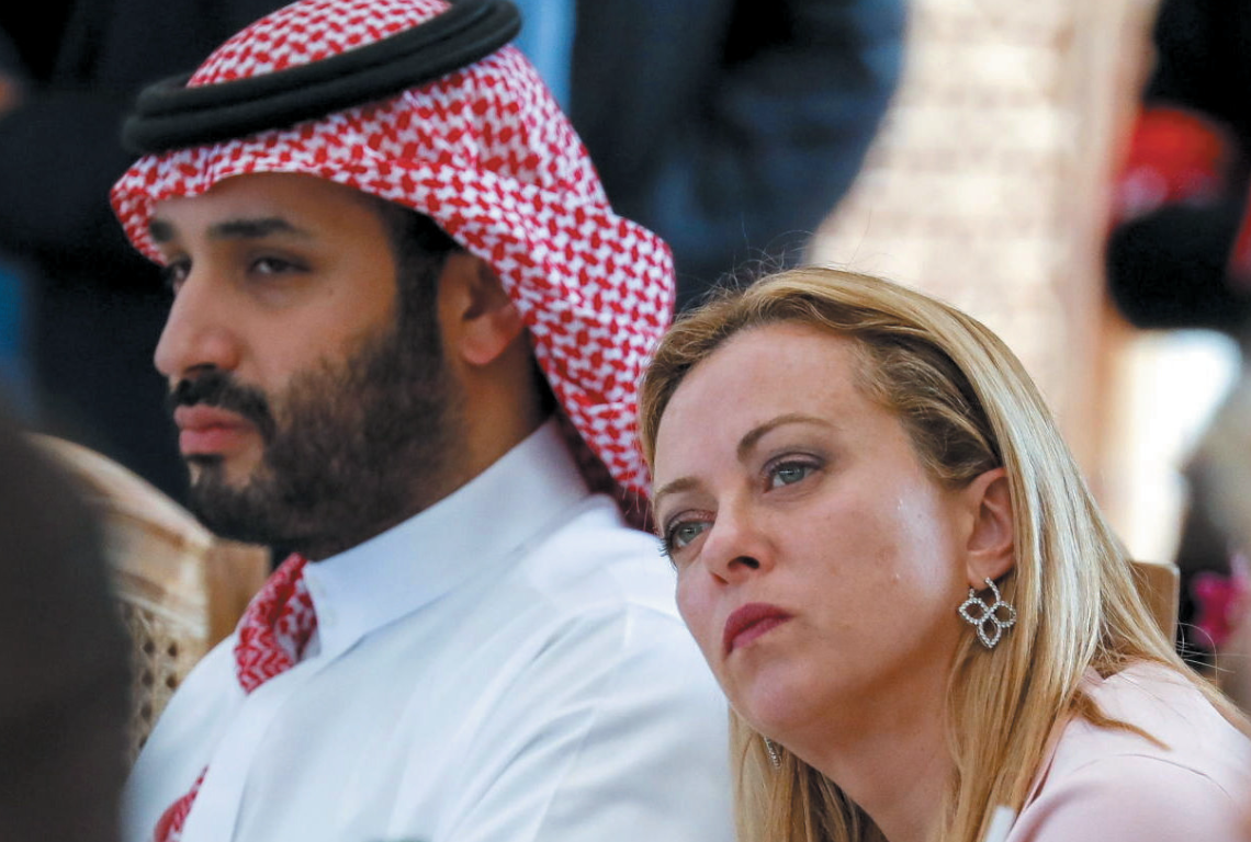 La Sorellanza d’Italia conquista gloria oltreconfine, ma in casa…