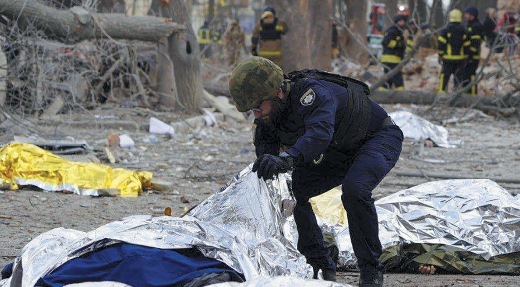 Nei cortei del 25 aprile solo Pro Pal, il massacro ucraino non emoziona. Chi sono i filorussi d’Italia?