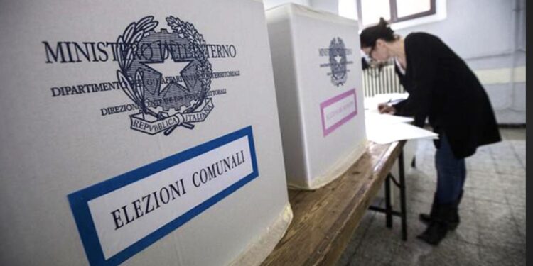 Scioperano, manifestano, riempiono le piazze e disertano le urne. Chi sono i padrini dell’astensionismo?