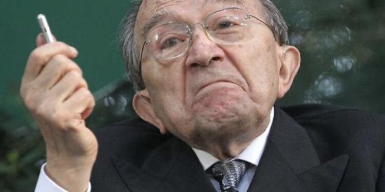 Risorge anche Andreotti, grazie all’AI. E parla di Meloni, Salvini, Trump ed altro. Sembra più vera di una intervista reale