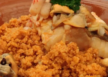 Cous cous nelle mense scolastiche a danno del salame? La Verità lancia l’allarme, grazie al conduttore urlante, Paolo Giordano